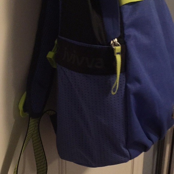 Ivivva backpack - Picture 4 of 7